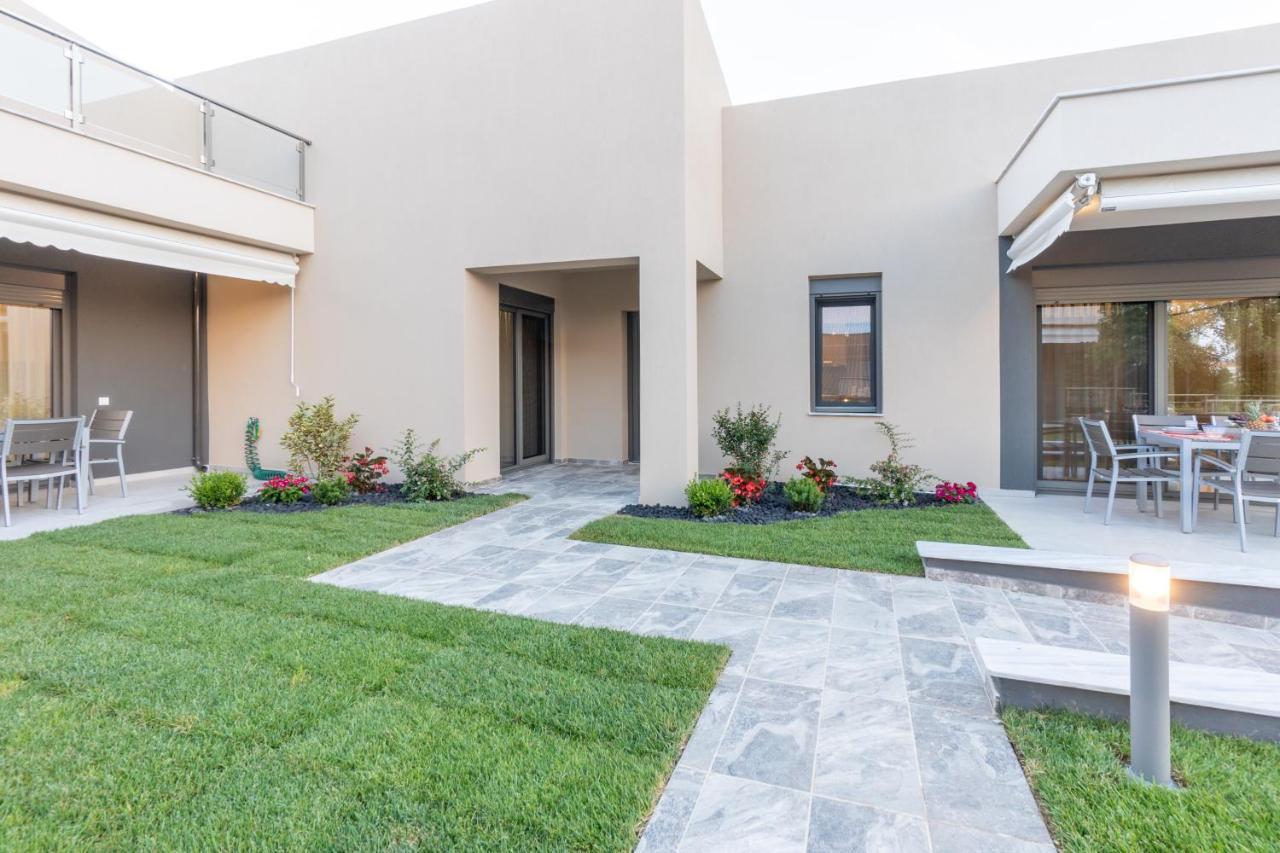 3 Doors Villas Nea Iraklitsa Экстерьер фото