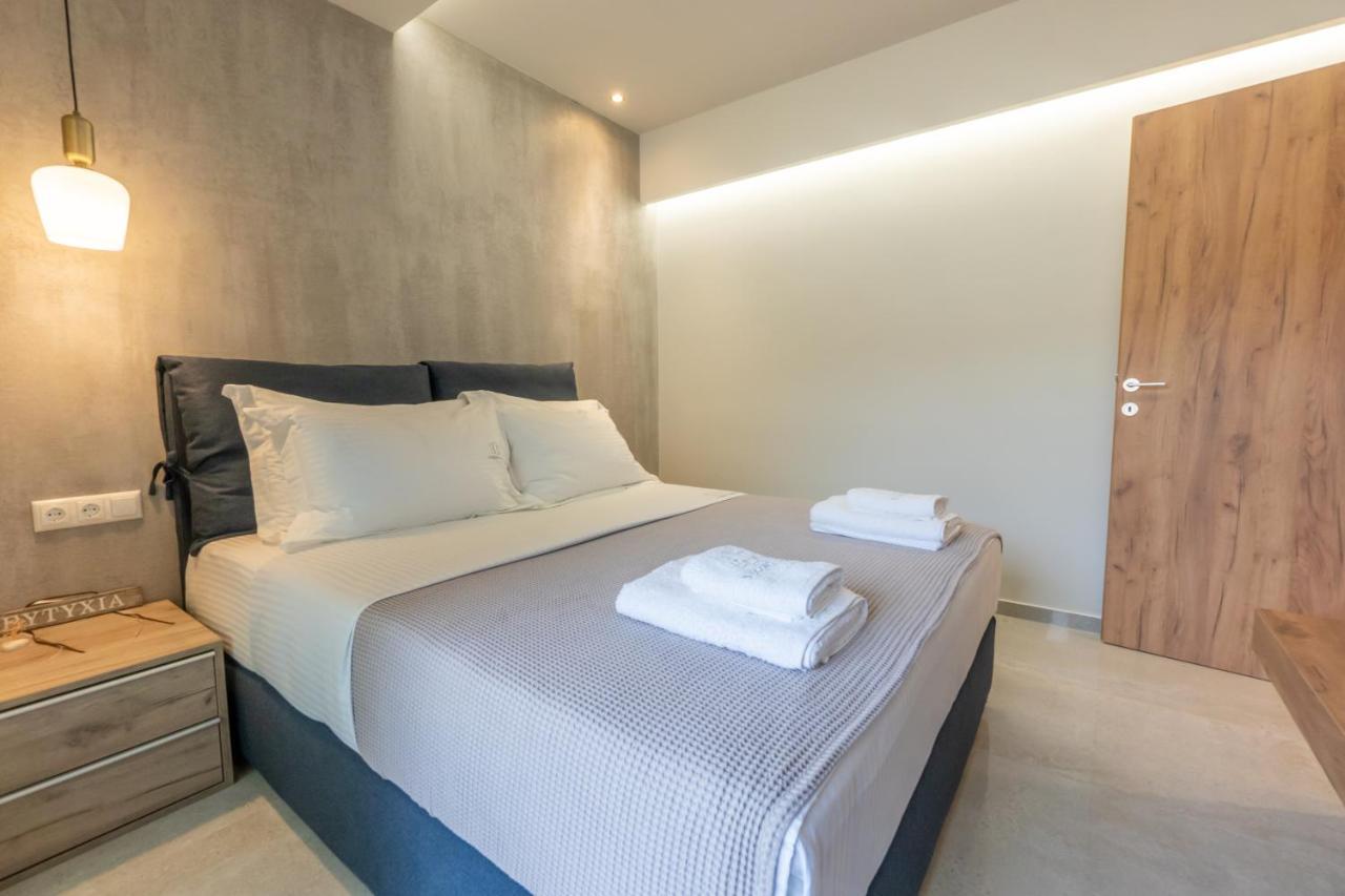3 Doors Villas Nea Iraklitsa Экстерьер фото